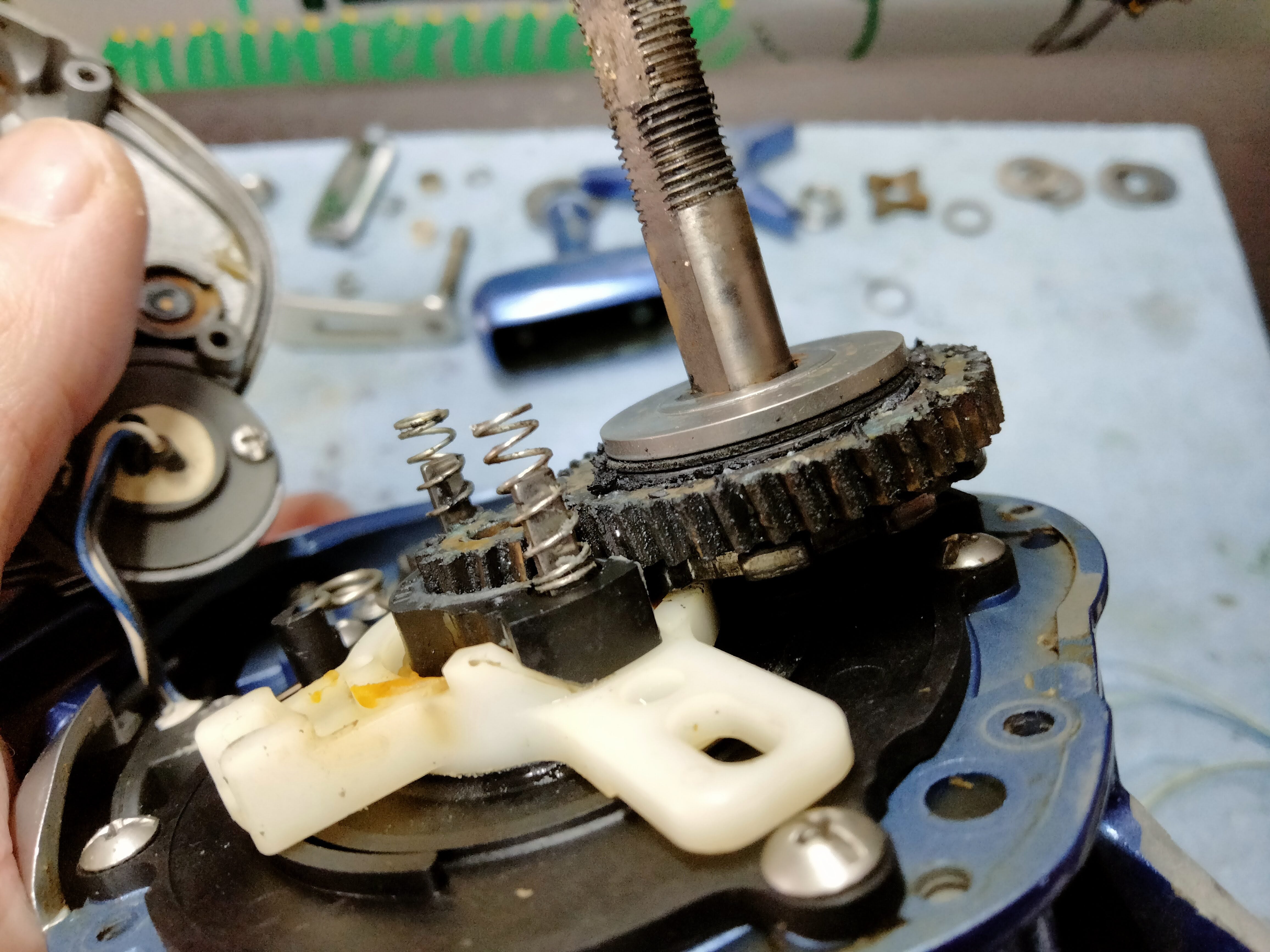 04電動丸3000H整備その① | reelmaintenance-higarageのブログ