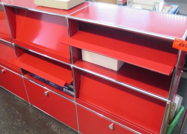 USM haller brochure display (アングル棚) | USM haller 解体新書と
