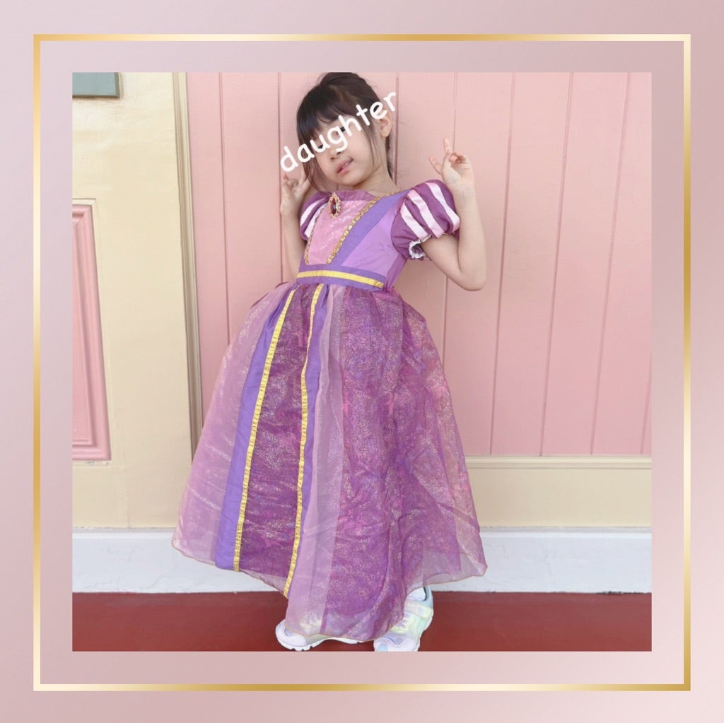 ディズニーストア】本格的なプリンセスドレスに大満足 | 元アパレル