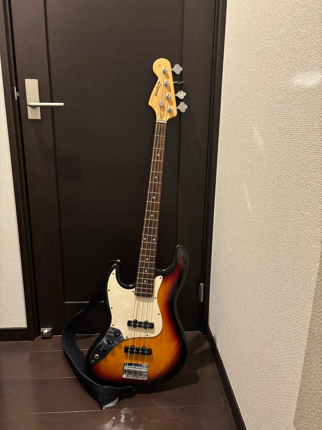 レフティのLegend JazzBassタイプ・3 | 好きに勝手にいろんな楽器