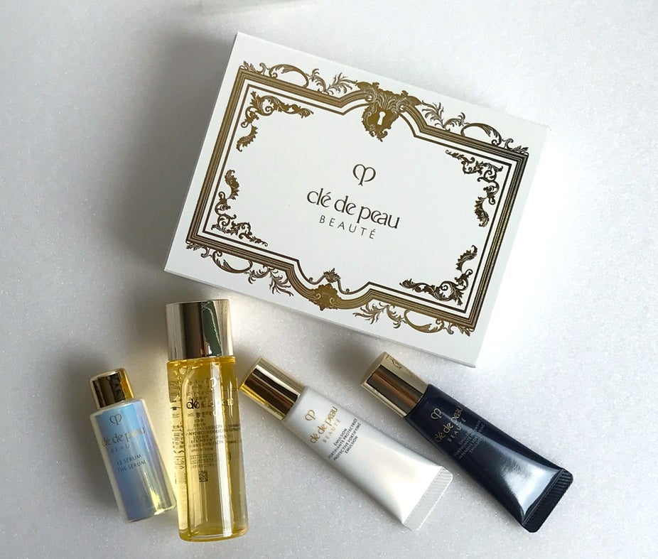 資生堂クレ・ド・ポーのラディアンスギフトが届きました！ | 化粧の