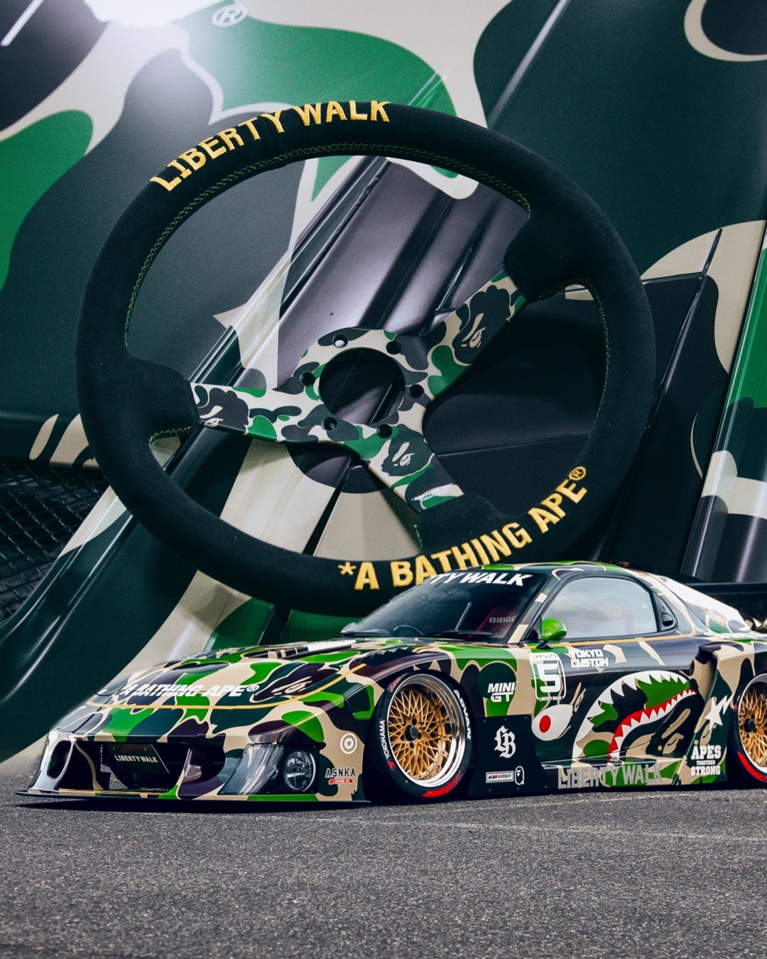 A BATHING APE LIBERTY WALK ステアリング A BATHING APE x LIBERTY