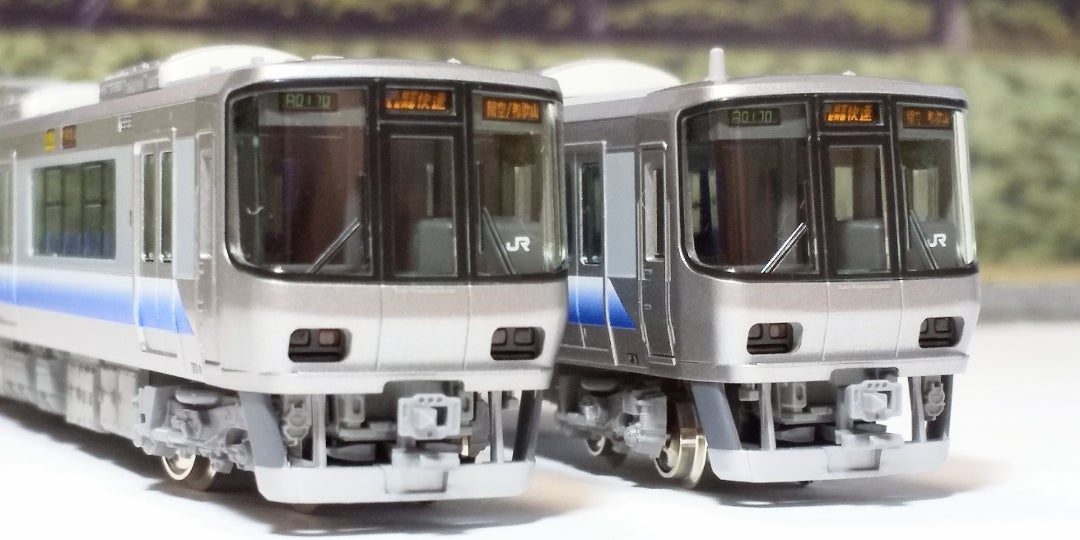 KATO 223系2500番台(関空・紀州路快速) 入線‼️ その➂ (品番10-947