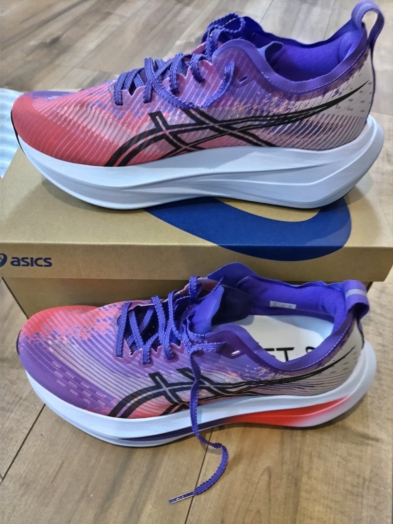 メガブラスト MEGABLAST ASICS ランニングシューズ 紫/オレンジ ASICS