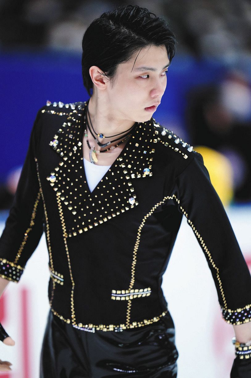 羽生結弦がSP首位で5年ぶり頂点へ好発進、2位は鍵山優真、5連覇狙う