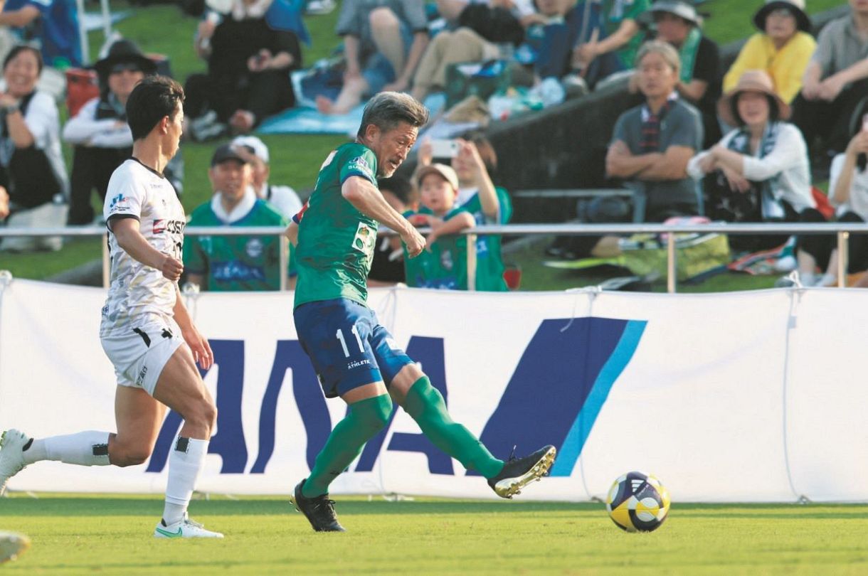 カズこと三浦知良、プロ40周年特別記念試合は前半限りで交代