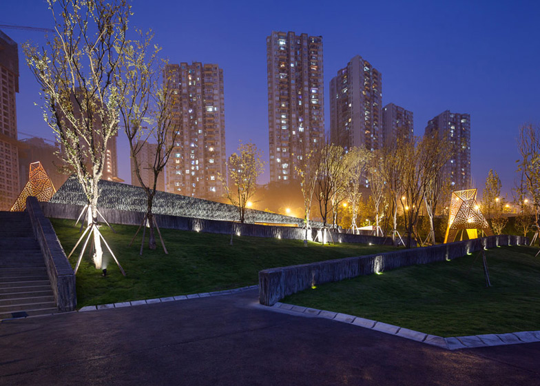 Metal pavilions by Martha Schwartz Partners in Fengming Mountain Park