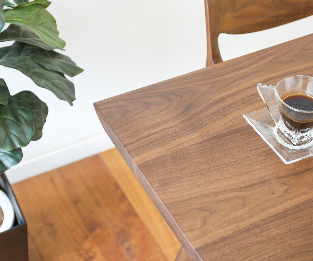 凜 ダイニングテーブル | 【公式】飛騨の家具『株式会社シラカワ』