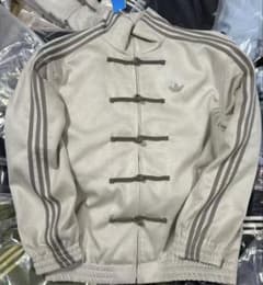 adidasアディダス 中国限定 蛇年トラックジャケッtトホワイト Mサイズ