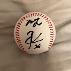 m53815939930_1.jpg?1736843491