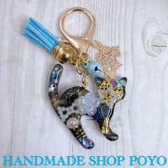 人気♡『黒猫キーホルダー』オルゴナイト 天然石 お守り - メルカリ