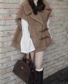 FRAY I.D ECOPELボアポンチョ キャメル - メルカリ