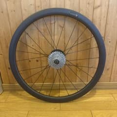 ディスク用カーボンホイール後輪2025年購入品superteam スプロケ付き