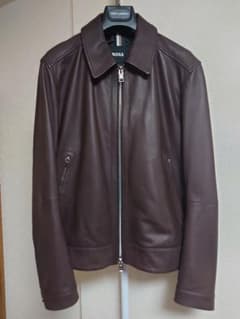 現行タグ 美品 HUGO BOSS ブラウン レザージャケット サイズ46 - メルカリ