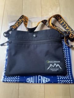 長瀬智也着用・美品】CHALLENGER サコッシュ 黒 ショルダーバッグ