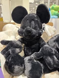 コストコ ブラック ミッキー ぬいぐるみ ビッグ ブランケット 100cm