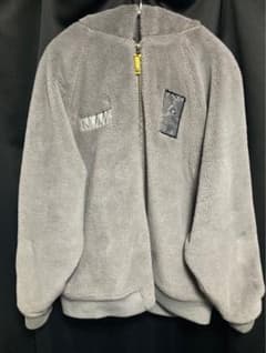 toy machine ファーパーカー マホト着用 - メルカリ