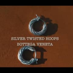 oursローズさん愛用】Bottega Veneta ツイストピアス 片耳 - メルカリ