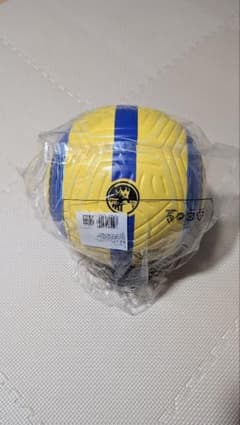 Nike トータル90サッカーボール サイズ5 イエロー/ブルー - メルカリ