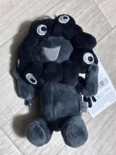 関西万博EXPO2025 黒ミャクミャク カラビナ付きマスコット お座り