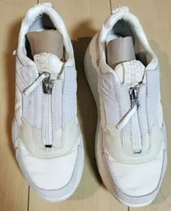 2026年最新】ugg ca805 zipの人気アイテム - メルカリ