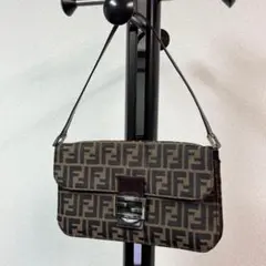 2026年最新】fendi ズッカ マンマバケットの人気アイテム - メルカリ