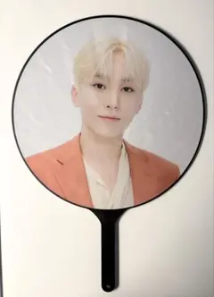 2026年最新】seventeen うちわ be the sunの人気アイテム - メルカリ