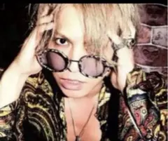 2026年最新】hyde pradaサングラスの人気アイテム - メルカリ
