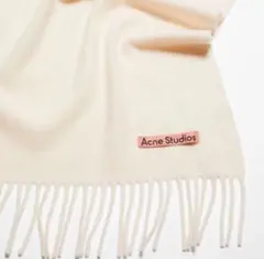 2026年最新】acne studios マフラー ホワイトの人気アイテム - メルカリ