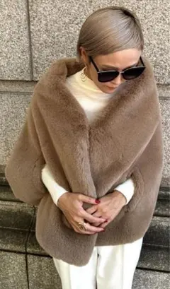 2026年最新】JENNE ファーケープの人気アイテム - メルカリ