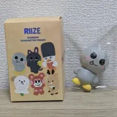 2026年最新】riize ウンソク ぬいぐるみの人気アイテム - メルカリ