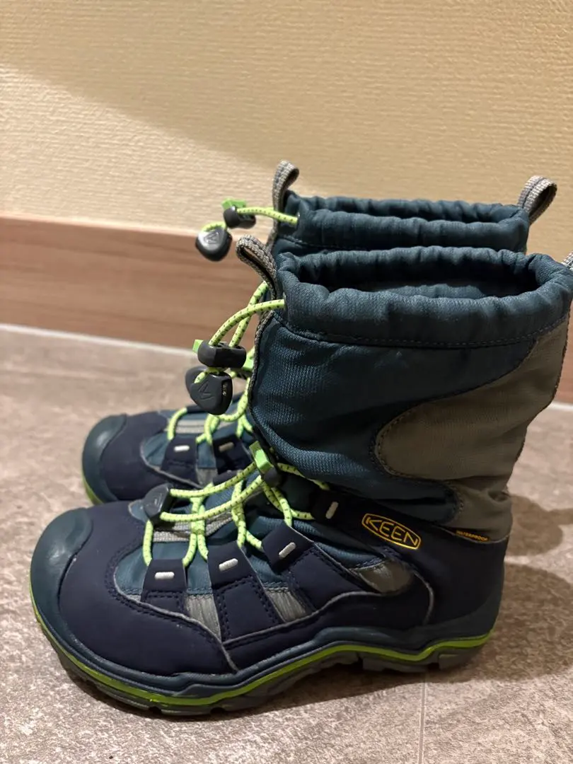 2026年最新】KEEN ウィンターポートの人気アイテム - メルカリ
