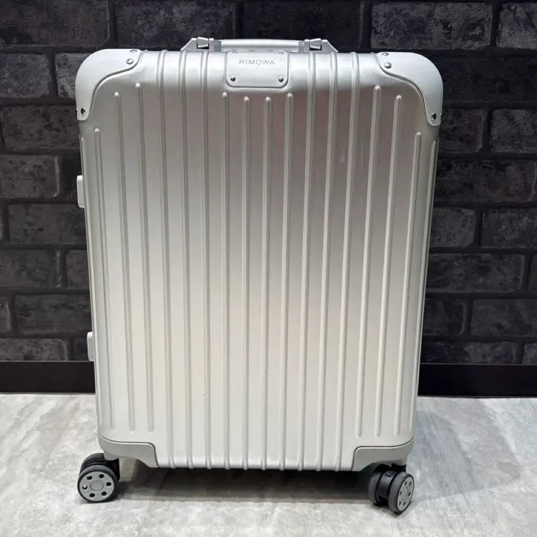 2026年最新】rimowa cabin plusの人気アイテム - メルカリ