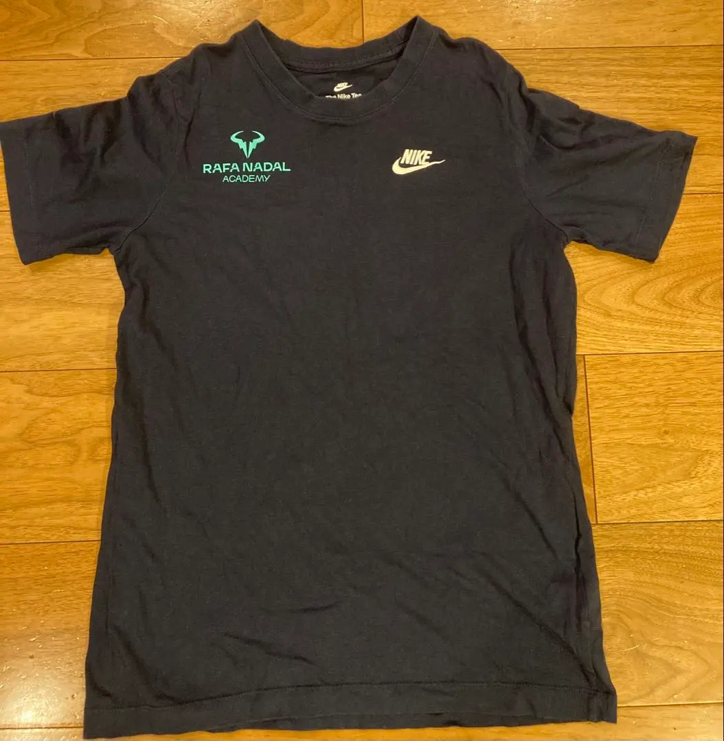 日本未発売】ナイキ ナダル 全仏14勝記念限定Tシャツ ラファナダル