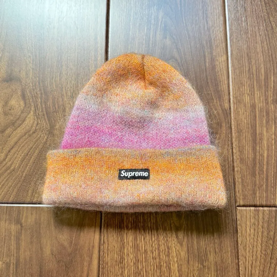 2026年最新】supremeグラデーションビーニーの人気アイテム - メルカリ