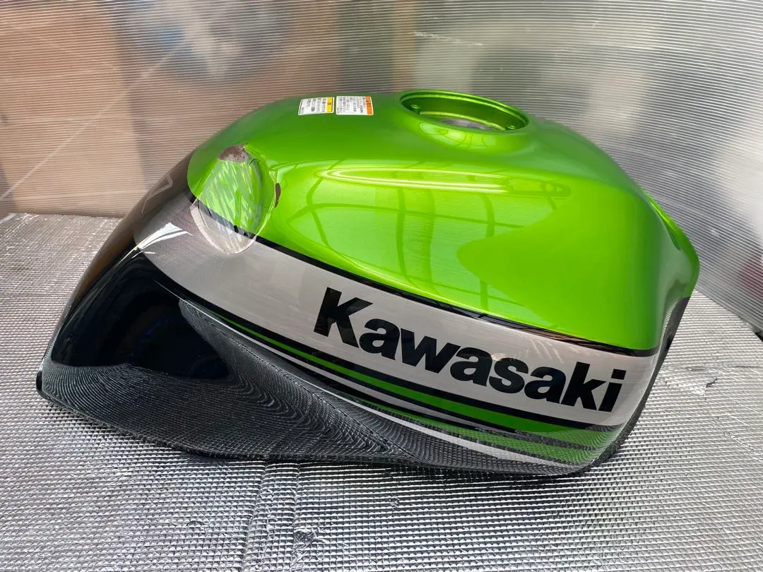 2026年最新】zrx1200r タンクの人気アイテム - メルカリ