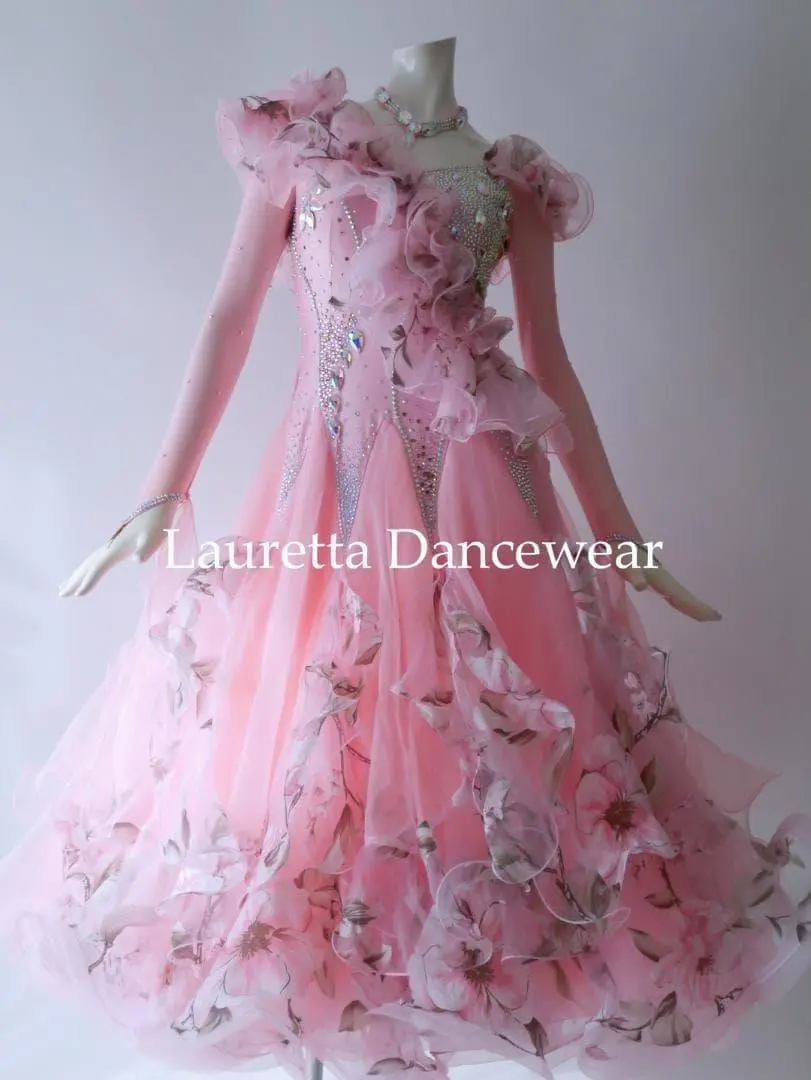 2026年最新】ラウレッタの人気アイテム - メルカリ