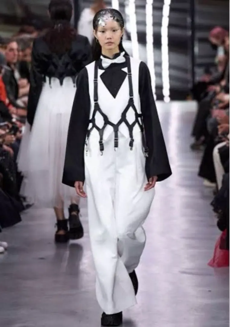 2026年最新】kei ninomiya ハーネス noirの人気アイテム - メルカリ