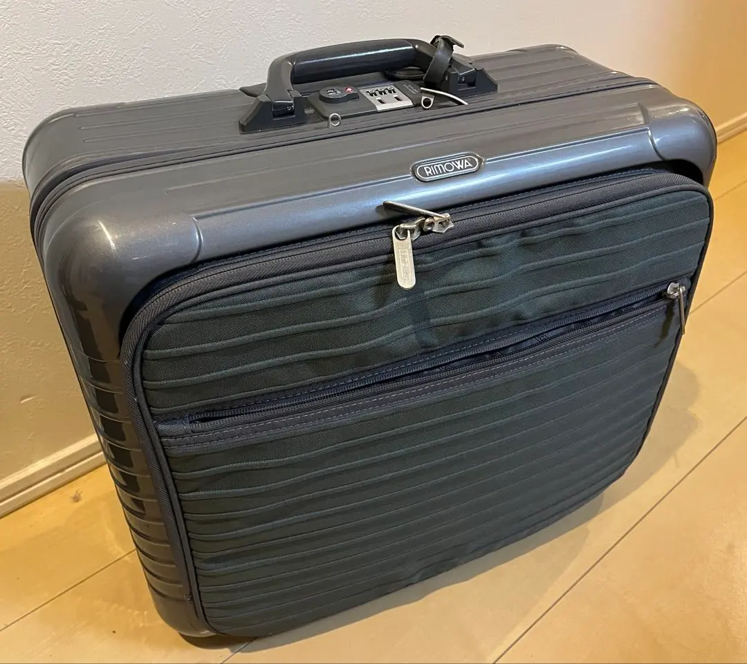2026年最新】rimowa トパーズ 45lの人気アイテム - メルカリ