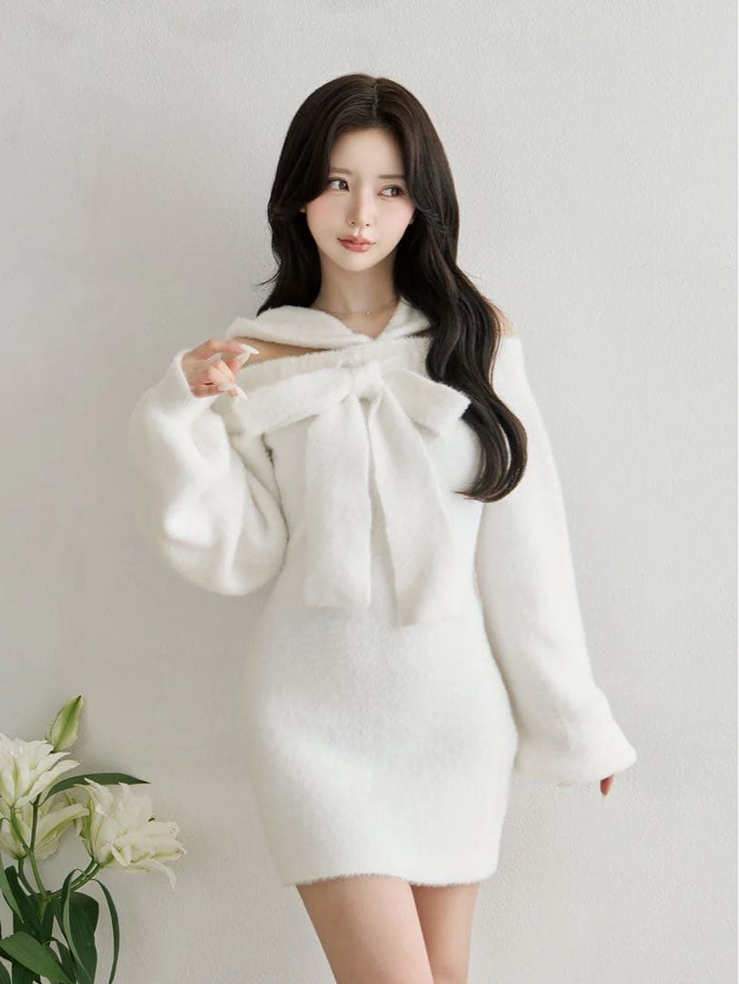 フーディーオフショルニットミニワンピース WHT Free フーディーオフショルニットミニワンピース – Darich (ダーリッチ)
