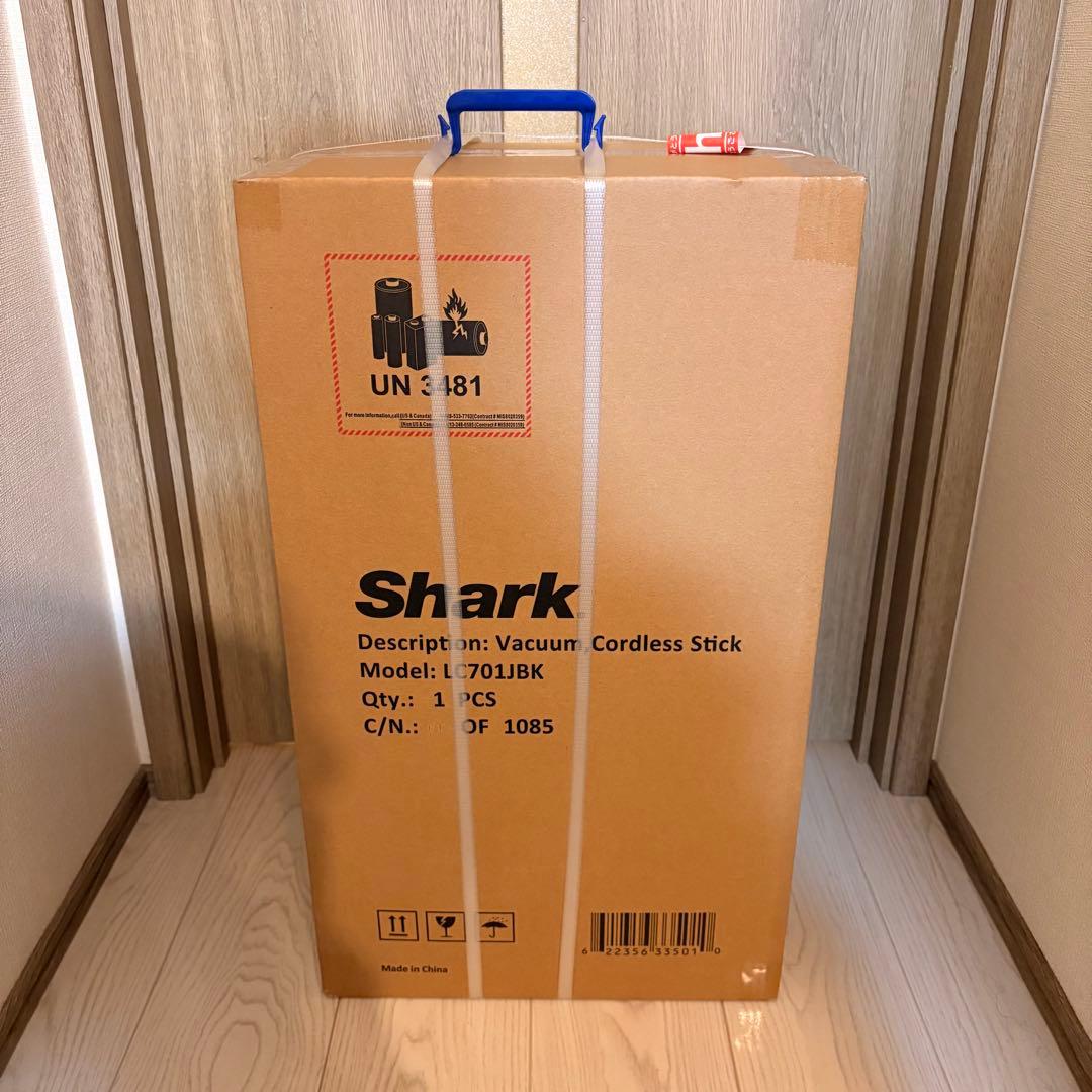 掃除機・クリーナー SHARK EVOPOWER SYSTEM BOOST+ LC701JBK Shark EVOPOWER SYSTEM BOOST+ コードレススティッククリーナー LC701J