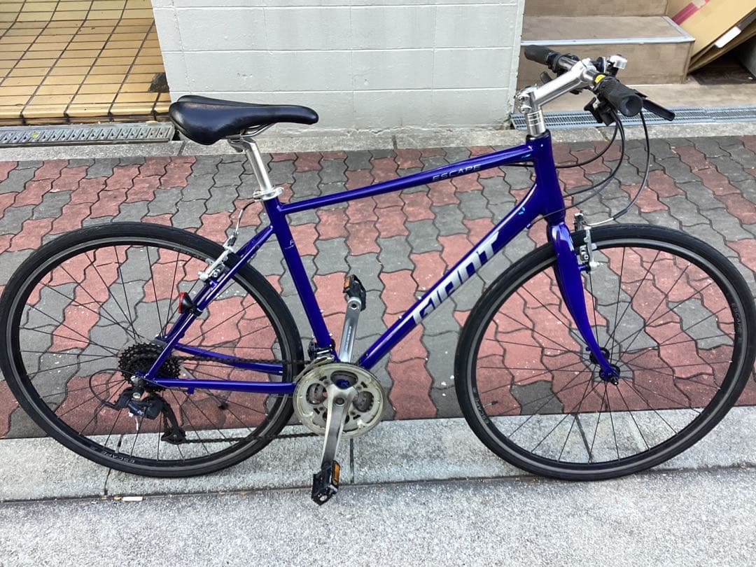 ■ ジャイアント　エスケープ　r3 GIANT(ジャイアント) ESCAPE R3(エスケープ アール3) 2024年モデル