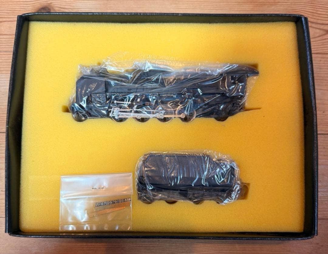 Adachi アダチ HOゲージ D51 蒸気機関車 真鍮製 天賞堂扱い 未使用 Yahoo!オークション -「アダチd51」(HOゲージ) (鉄道模型)の落札相場