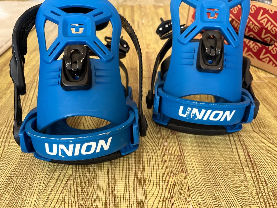 スノーボード ブーツ＆ビンディングスノーボード ビンディングとブーツ