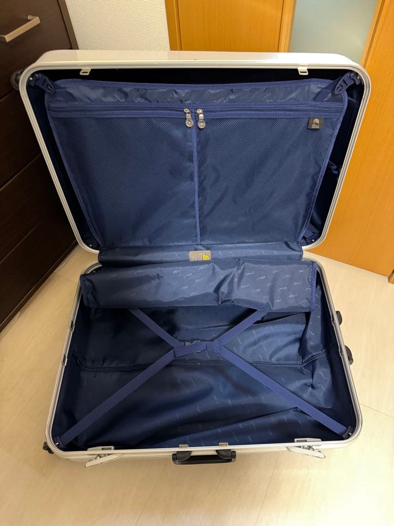 廃盤品]A.L.I GALE アジアラゲージ 98L ホワイト スーツケース