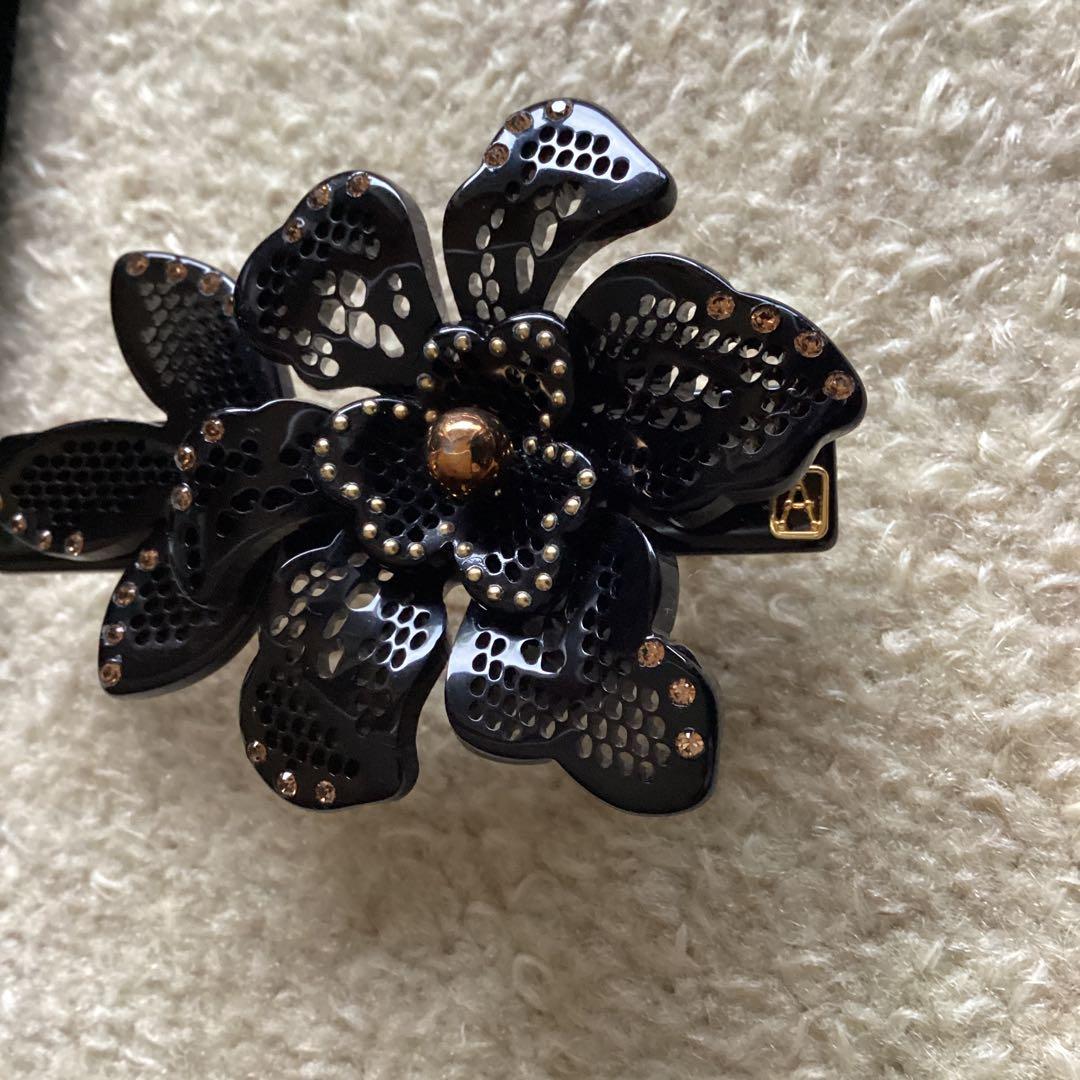 アレクサンドルパリ ヘアアクセサリー 黒 バラ花 - ASCENTUMAERO.COM