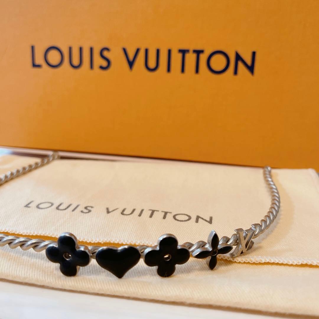 LOUIS VUITTON ルイヴィトンのカチューシャ - メルカリ