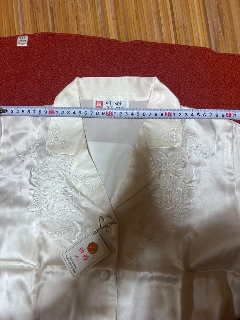 シルクパジャマ 2枚セット《未使用》 身幅L40cm／XL45cm