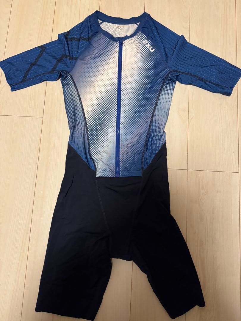 2XU トライスーツ AERO SLV TRISUIT 2XU ( ツータイムズユー ) トライスーツ AERO HEX SLEEVED TRISUIT