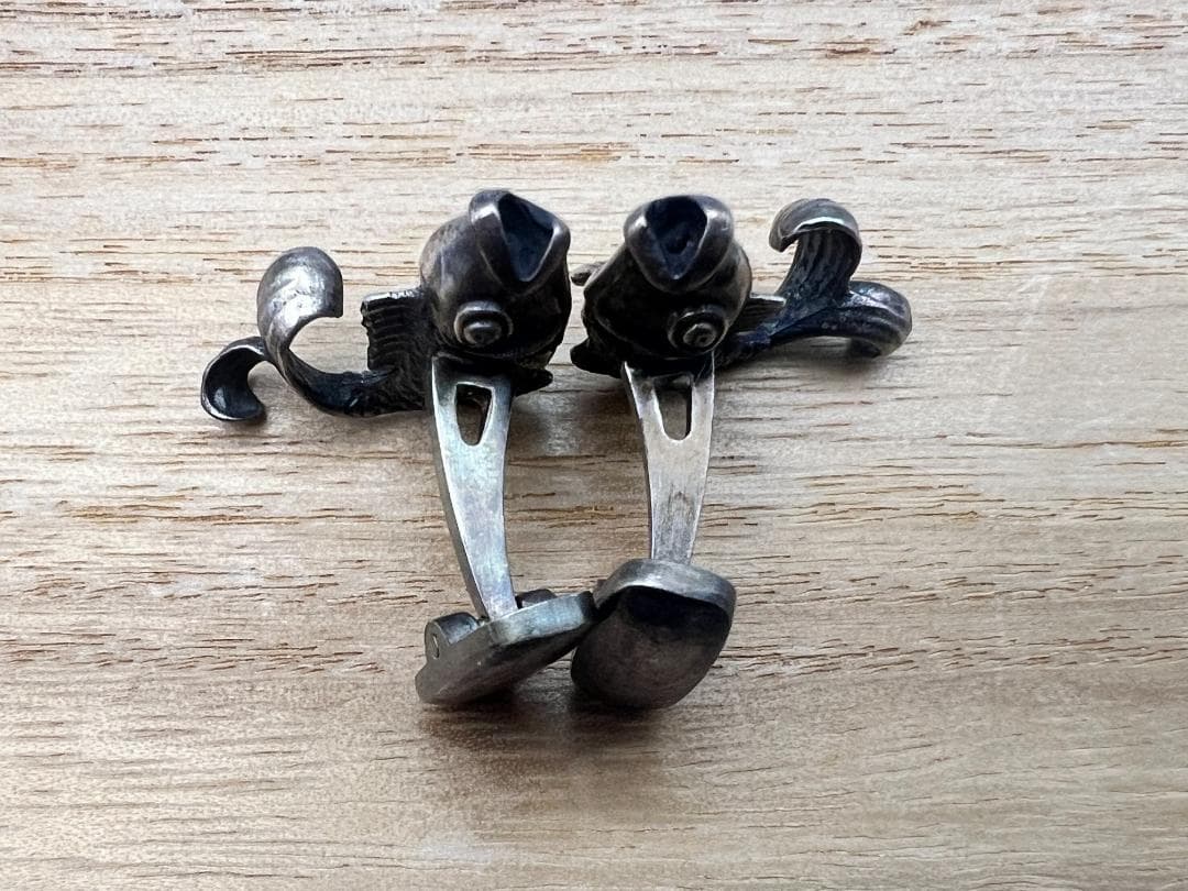 【海】超レア　純銀製　小倉正雄作　鯉形　一対　カフスボタン　彫金　共箱付